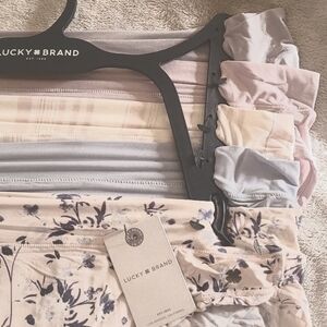 listing-status-banner